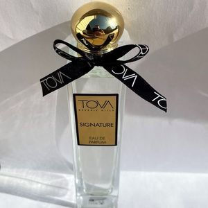 Tova Signature By Tova For Women. Eau De Parfum Spray 3.4 Oz. (Unboxed)